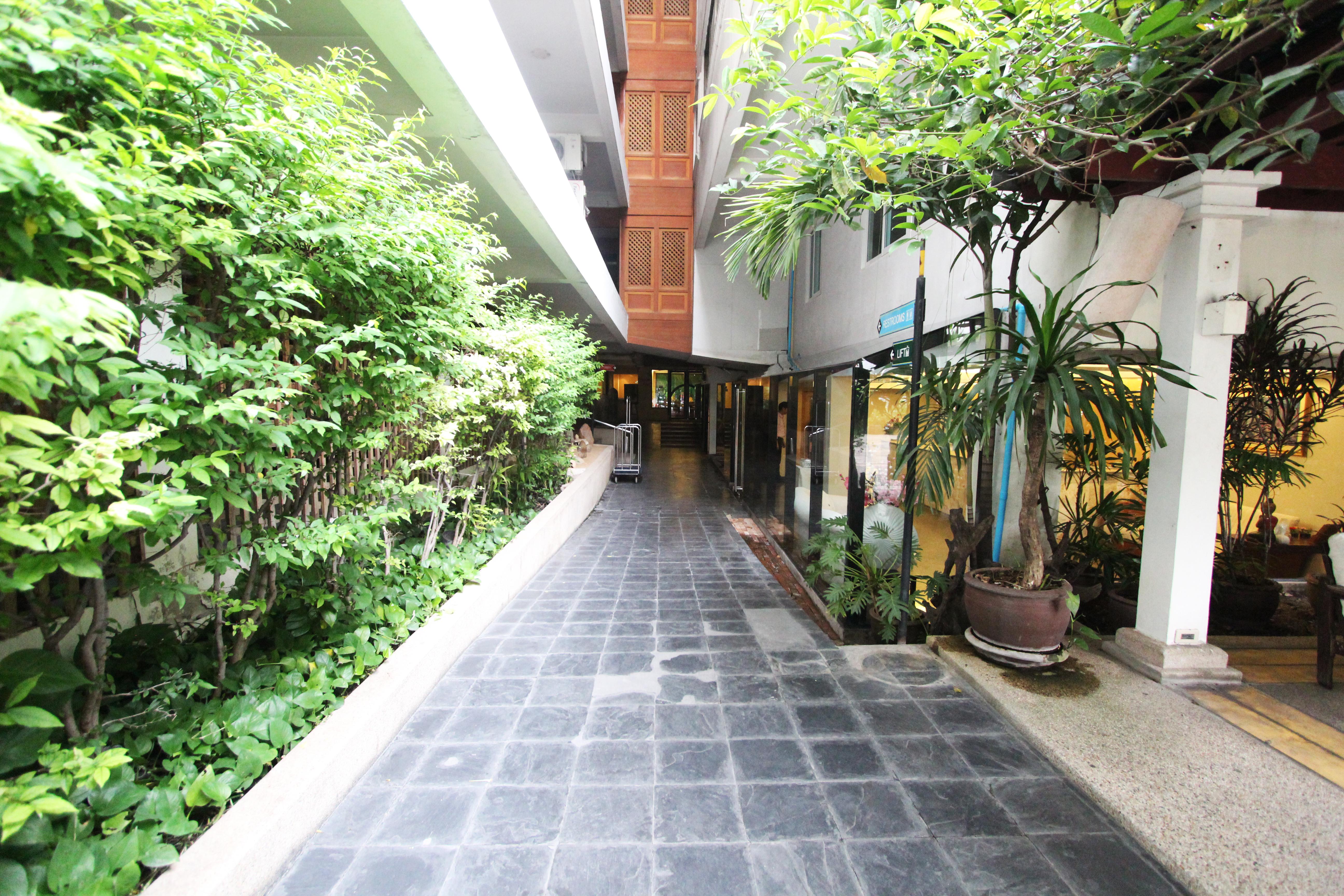 The Residence Rajtaevee Hotel Bangkok Dış mekan fotoğraf